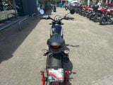 Scrambler 800 Dark - "Garantie 1 an"