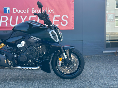 Diavel V4 - "TVA Déductible"
