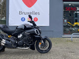 DIAVEL V4 THRILLING BLACK