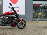 XDIAVEL V4 "BURNING RED"